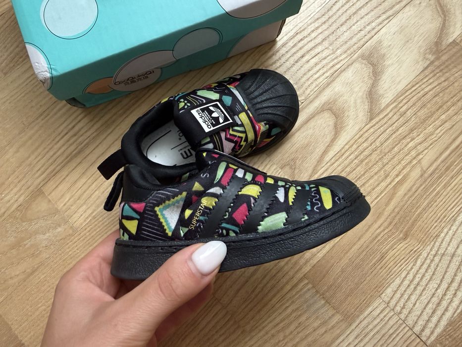 Кеди кросівки дитячі Adidas 20 розмір 12 см