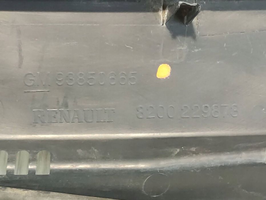 renault trafic ii 2 podszybie przód 8200229873