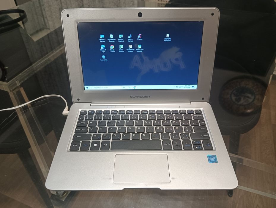 Portatil Schneider SCL101BTP com Carregador