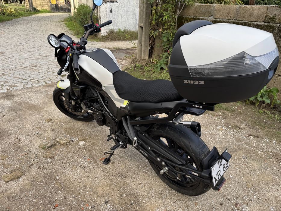 Benelli leoncino 250