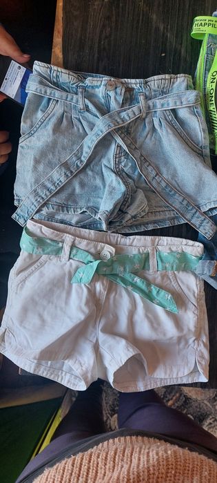 Продам речі,в ідеальному стані .90% речей це джинс.Розміри з 128по140