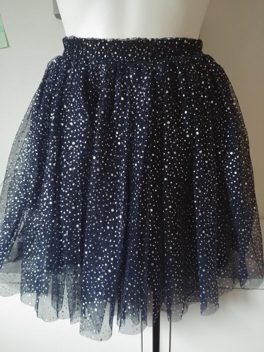 Swiąteczna spódniczka 11 lat JAK NOWA granatowa warstwowa tiulowa 146