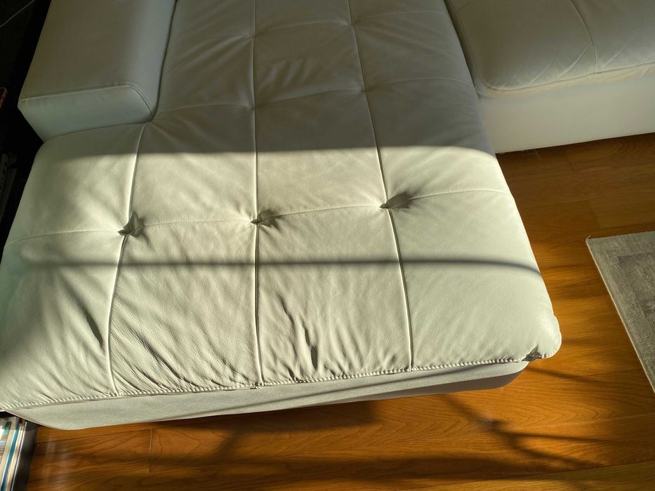 sofa de pele em cor branca bem estimados OPORTUNIDADE