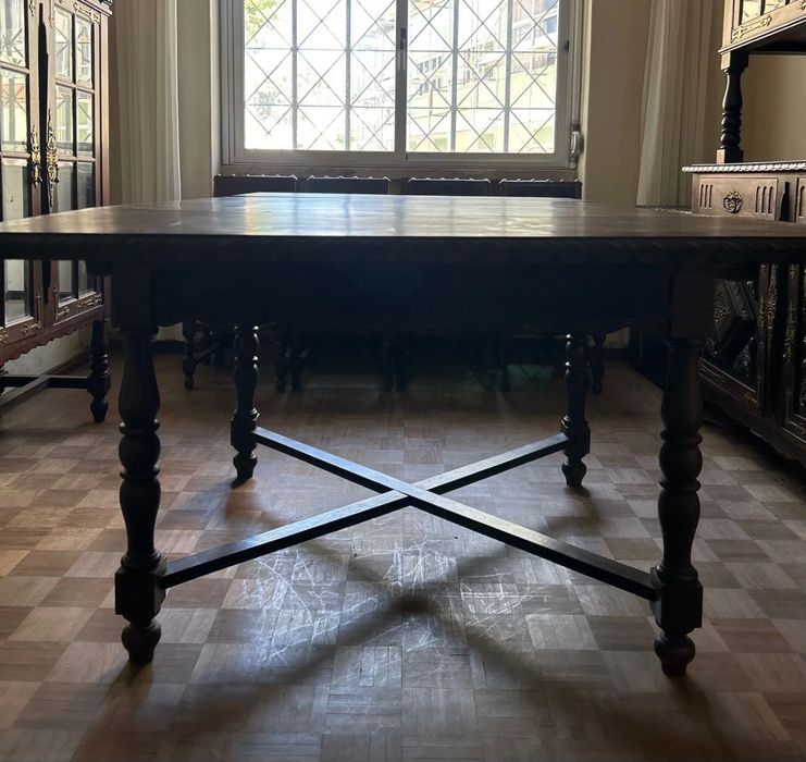 Mesa de jantar com 6 cadeiras