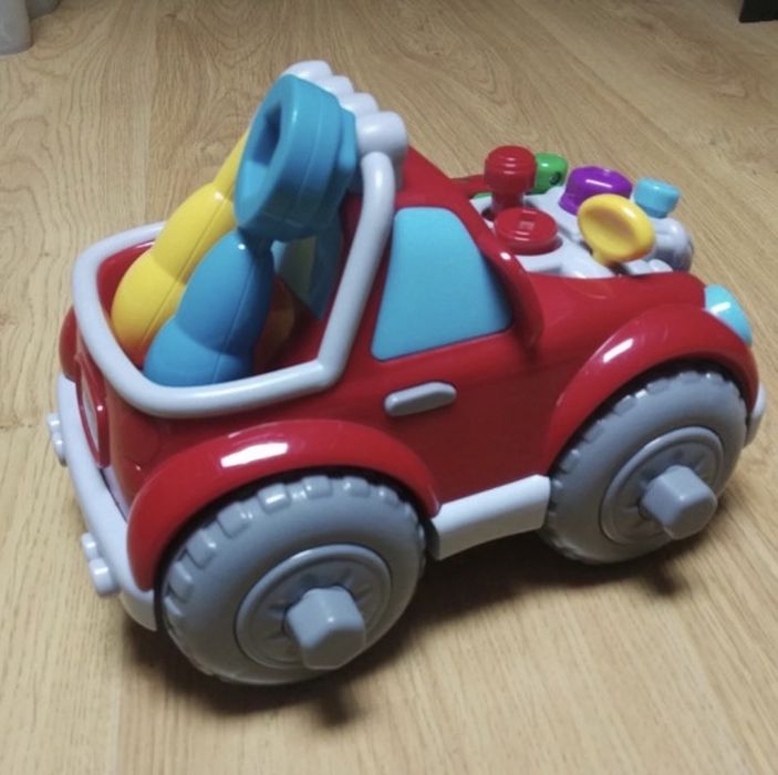 Carro musical infantil com sons e luzes