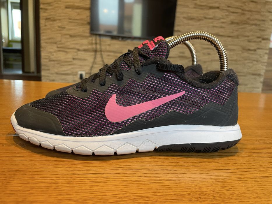 Buty Nike  Rozmiar 37,5