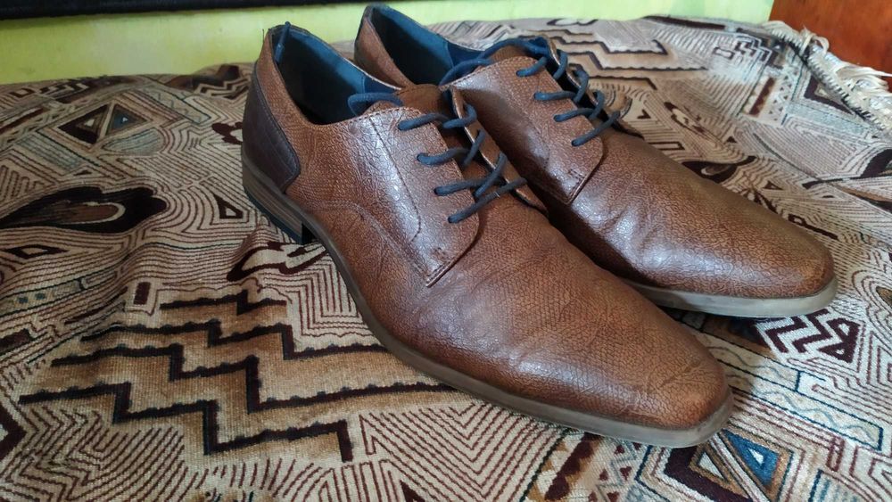 Туфлі чоловічі продам