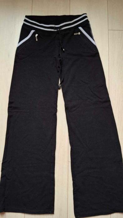 Віддам жіночі речі розмір 46-48