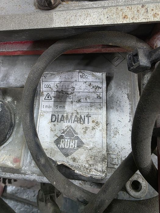 Máquina de corte rubi