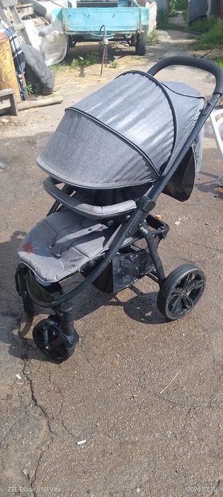 Продам коляску фірми lionelo
