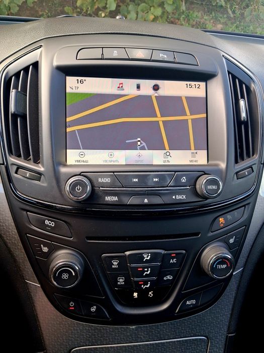 Opel insignia 2014 року