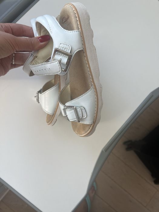 Сандалі босоніжки clarks 32