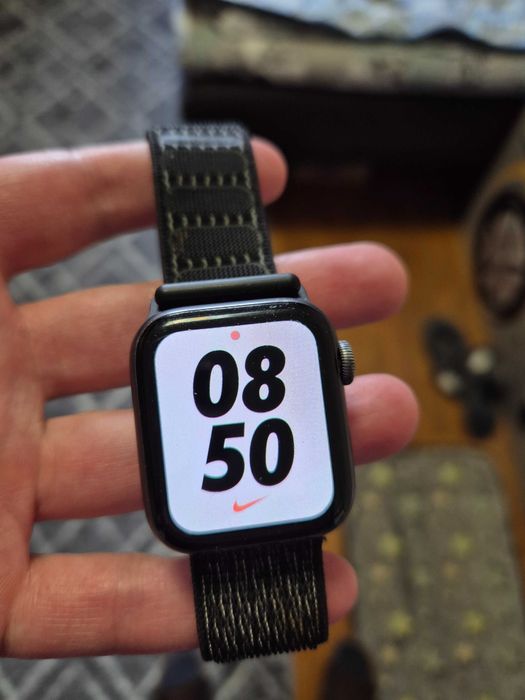 Apple Watch Series 4 Nike+ 40 mm