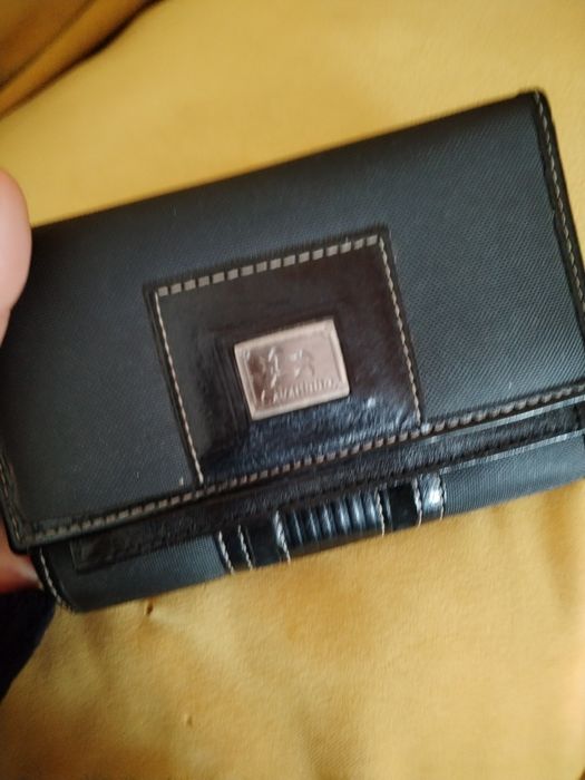 Carteira e porta moedas Cavalinho preto