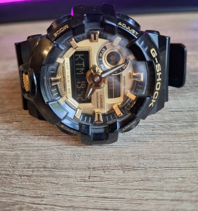 G-shock GA-710GB