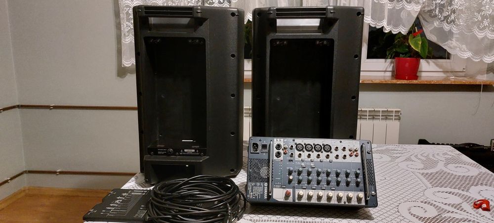 Zestaw nagłośnieniowe Yamaha Stagepas 500