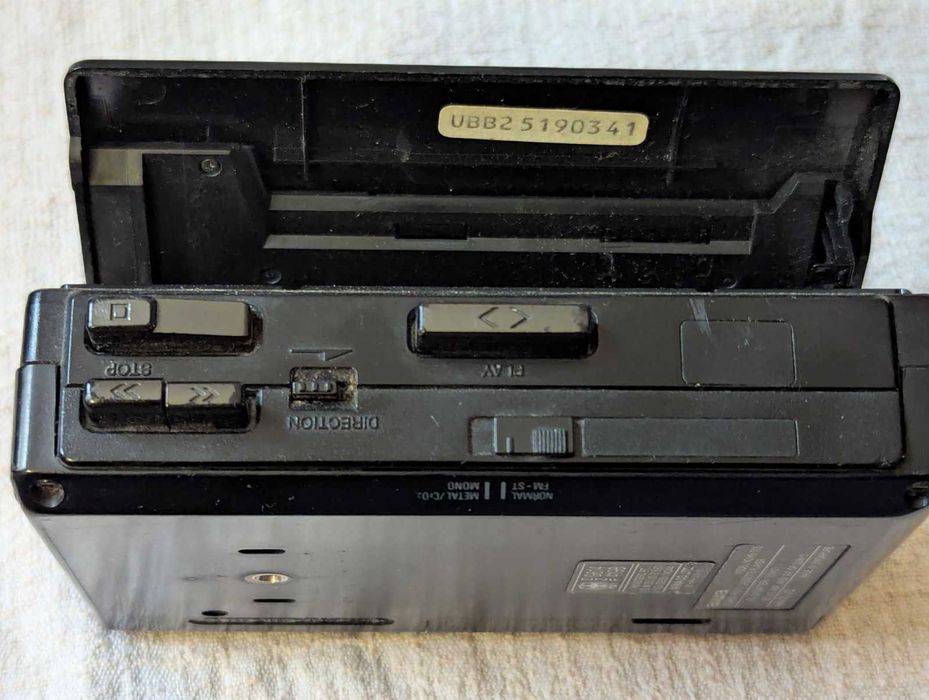 Aiwa Co Tokyo Stereo Radio Cassette Player HS-T55 касетный радио плеер