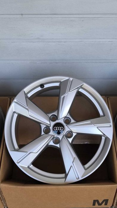Felgi aluminiowe 18" 5x112 Audi A6 C9 A6 C8 A6 C7 A4 B9 Q5 VW Skoda (OL808F)
