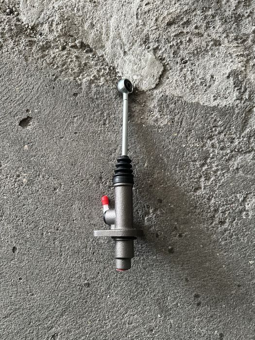 Bomba de embreagem Fiat 1.9 JTD  nova