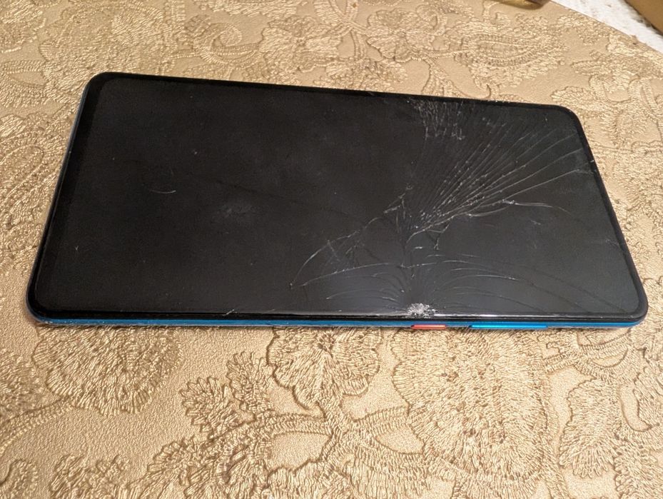 Xiaomi mi 9T uszkodzony