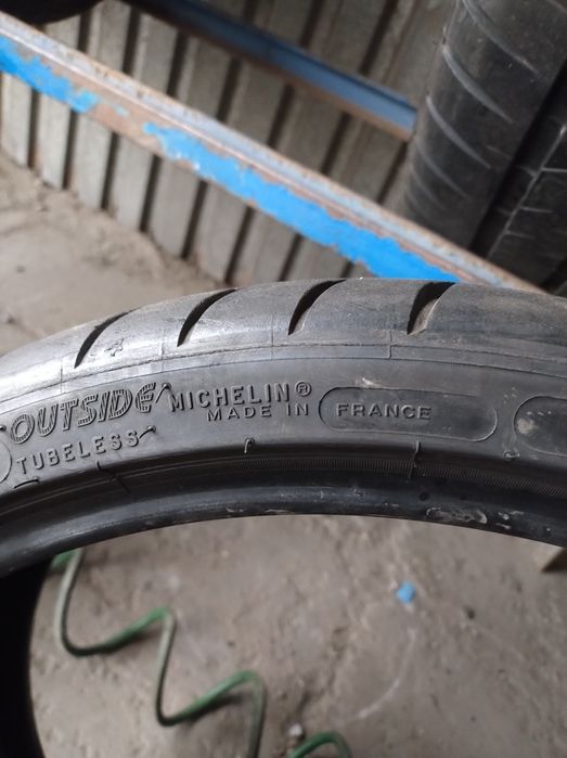 305/30ZR20×245/30ZR20 Michelin Pilot sport cup2  Audi R8