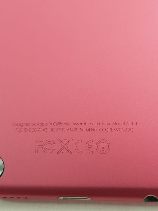 Apple iPod A1421 "64Gb"
