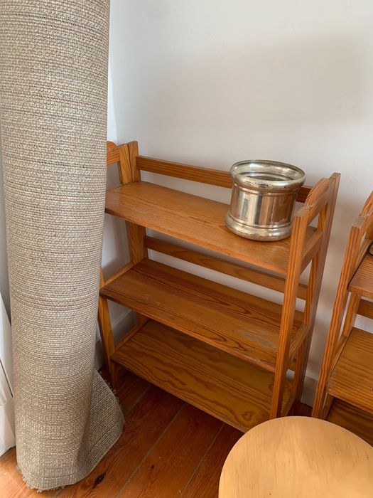 I’m giving away all the furniture for free