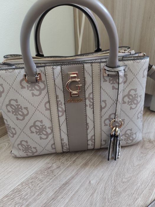 Torebka damska Guess