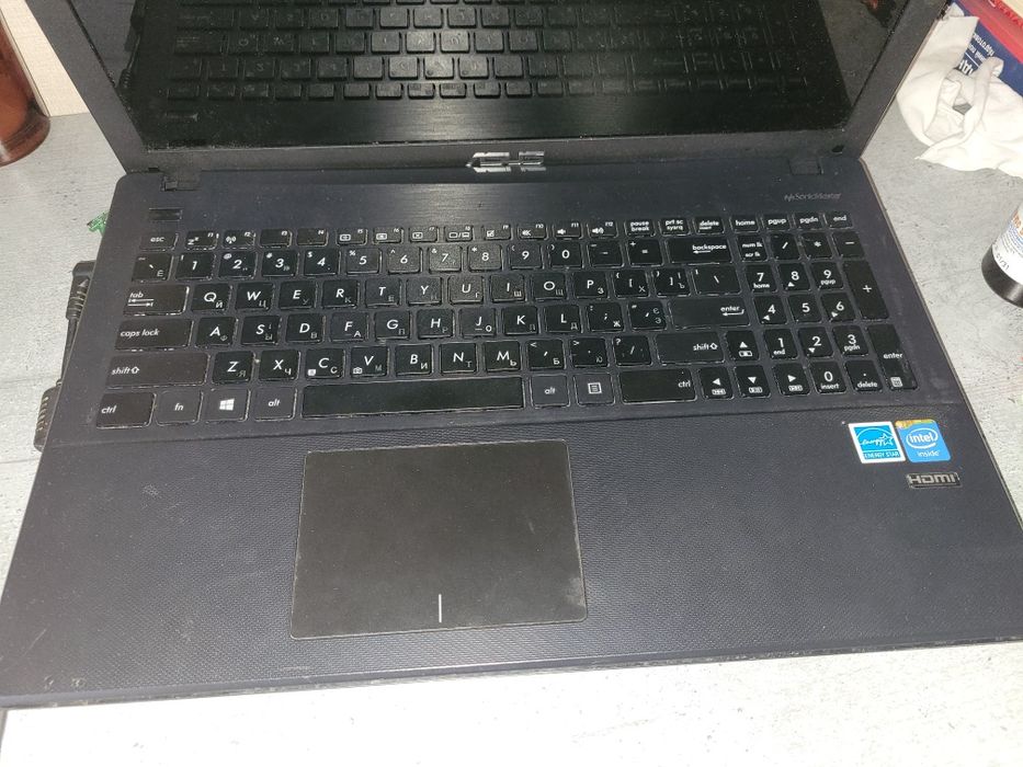 Ноутбук Asus x551m