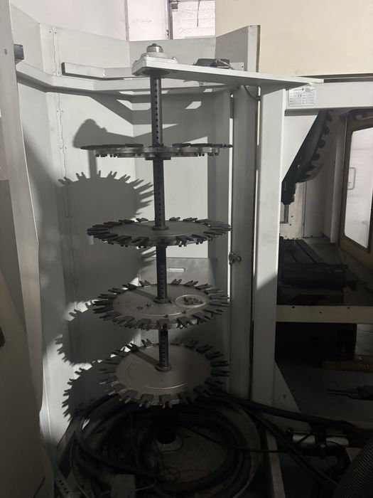 Maquina de eletros Fanuc