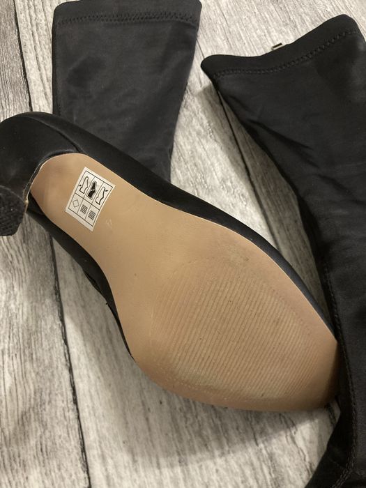 елегантні туфлі 23,5см