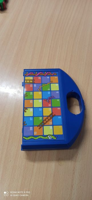 Настільна гра 2-в-1: Змії та Драбини + Гуси-Гуси. Дорожній кейс!
Опис