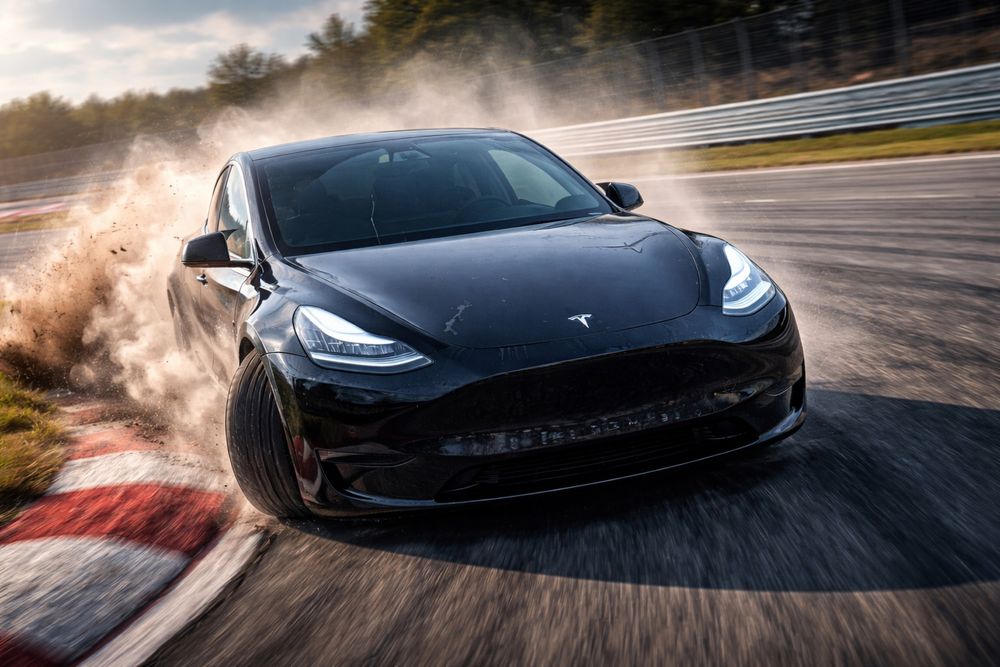 Tesla Model Y long range dual motor 2021