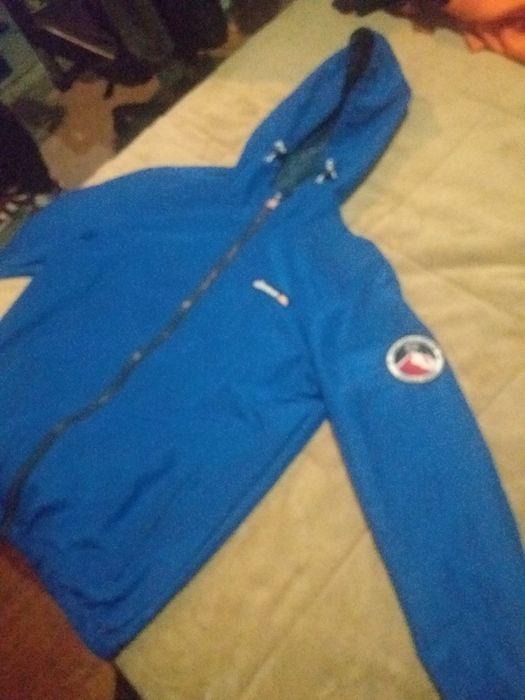 Casaco da ellesse anti chuva e vento