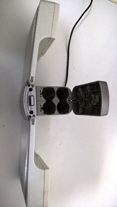 Colunas SONY alimentadas por pilhas AA