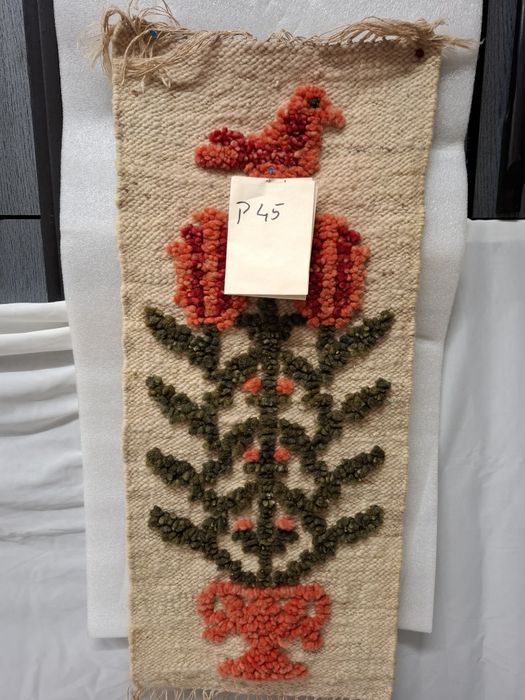 Kilim wełniany ptaszek na kwiatku prl