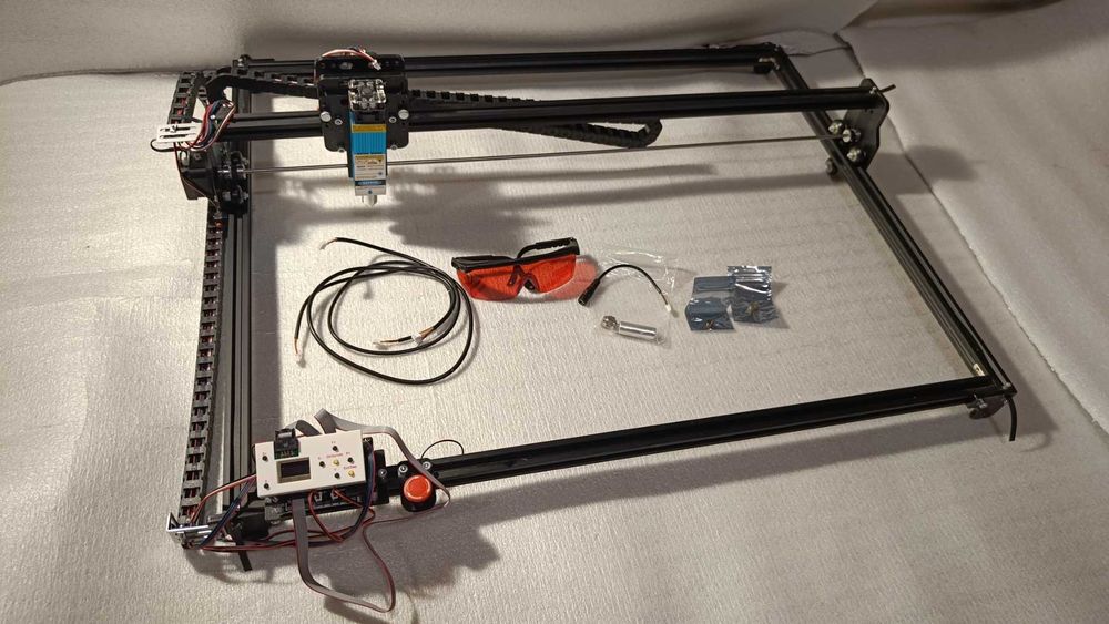 Лазерный станок с оффлайн контроллером гравер 65х50 40w