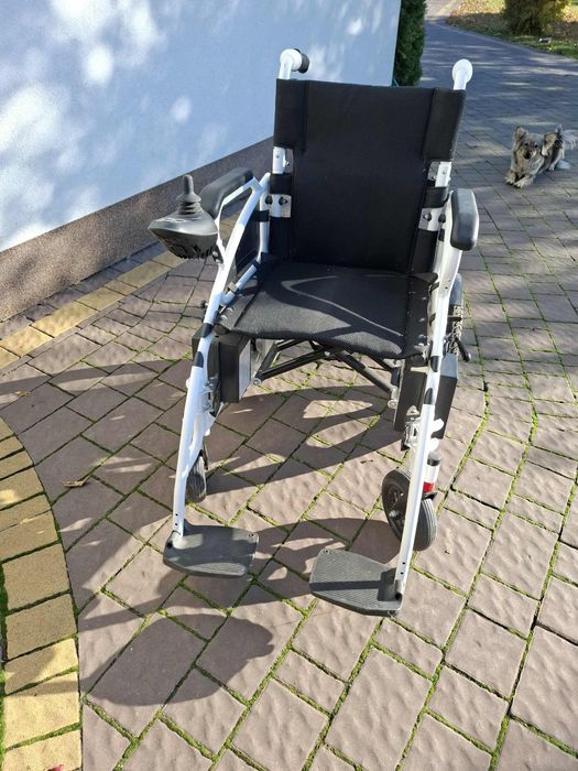 elektryczny wózek inwalidzki Antar AT52304