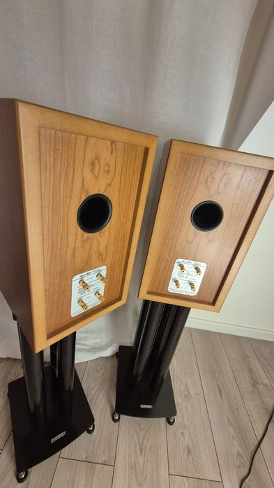 Kolumny głośnikowe DynaBel Exact