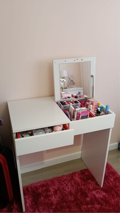 Toucador ikea  com espelho