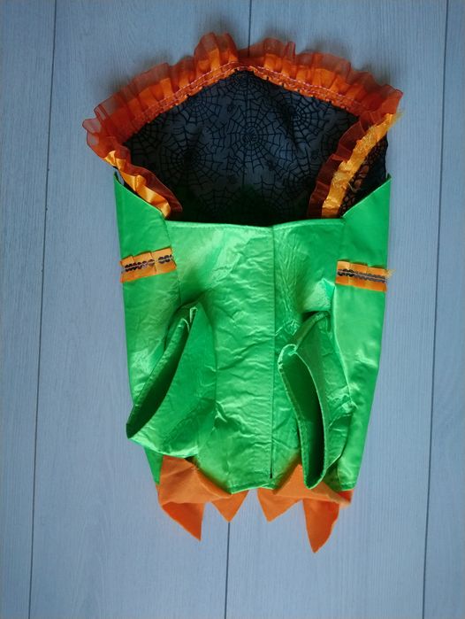 Одяг для собак на Хеллоуїн