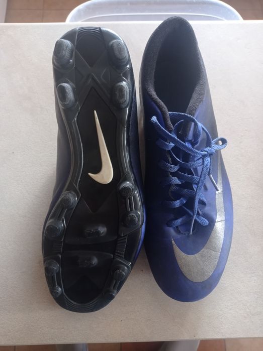 Sprzedam buty korki 41 i 38 !