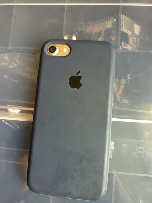 Продам айфон 7 32gb