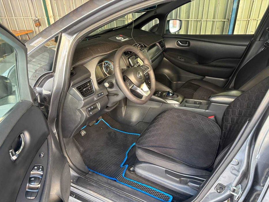 Продаю Ніссан Ліф 2018