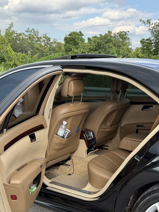 Продам Mercedes Benz  S 500 / W221