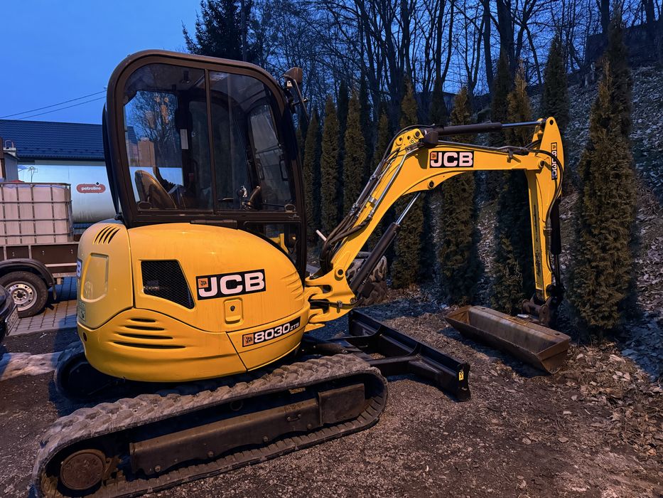 Надання послуг міні-екскаватора JCB 8030