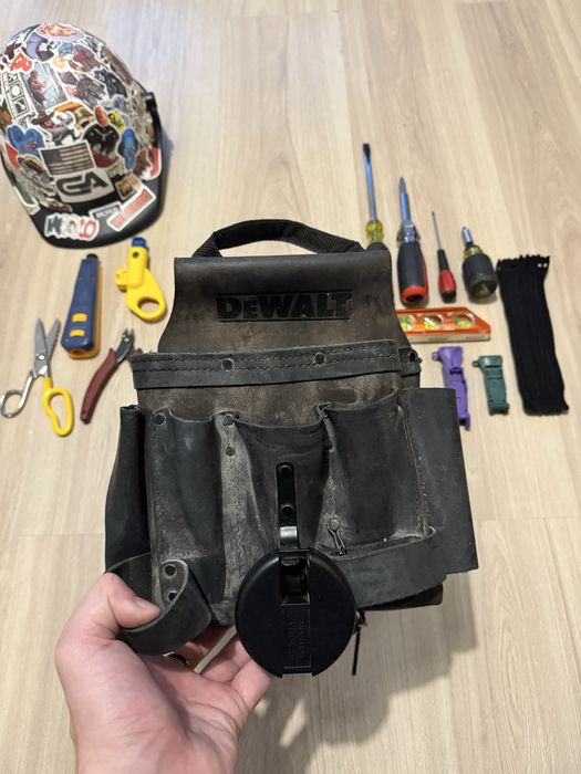 Narzędzie do prac kablowych. Internet. Rj 45