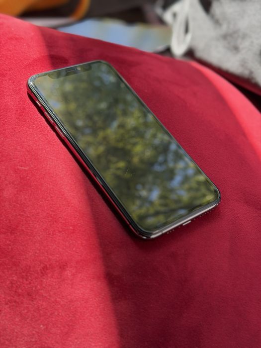 Телефон iPhone 11pro