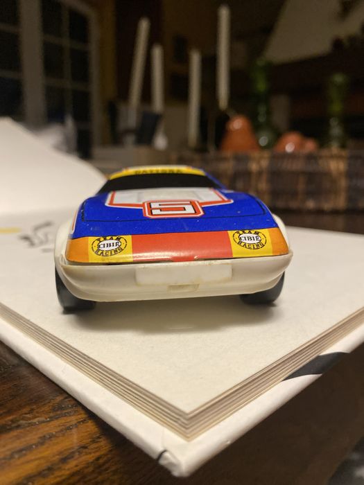 Ferrari Daytona. Anos 80. Chapa e plástico. Made in France. Joustra