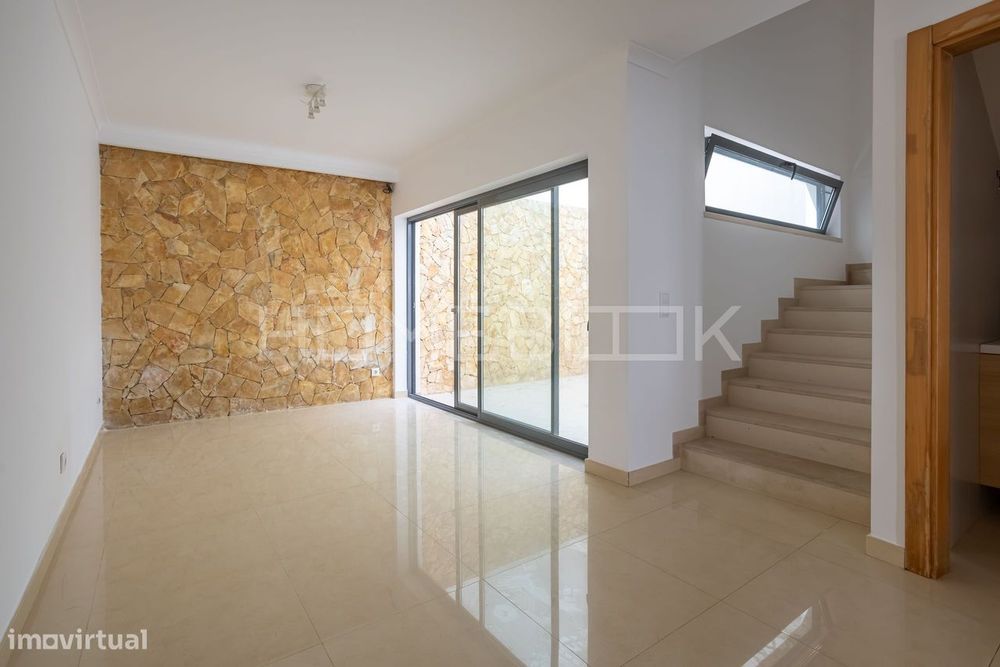 T3+1 + terraço + vista mar + proximidade da praia
